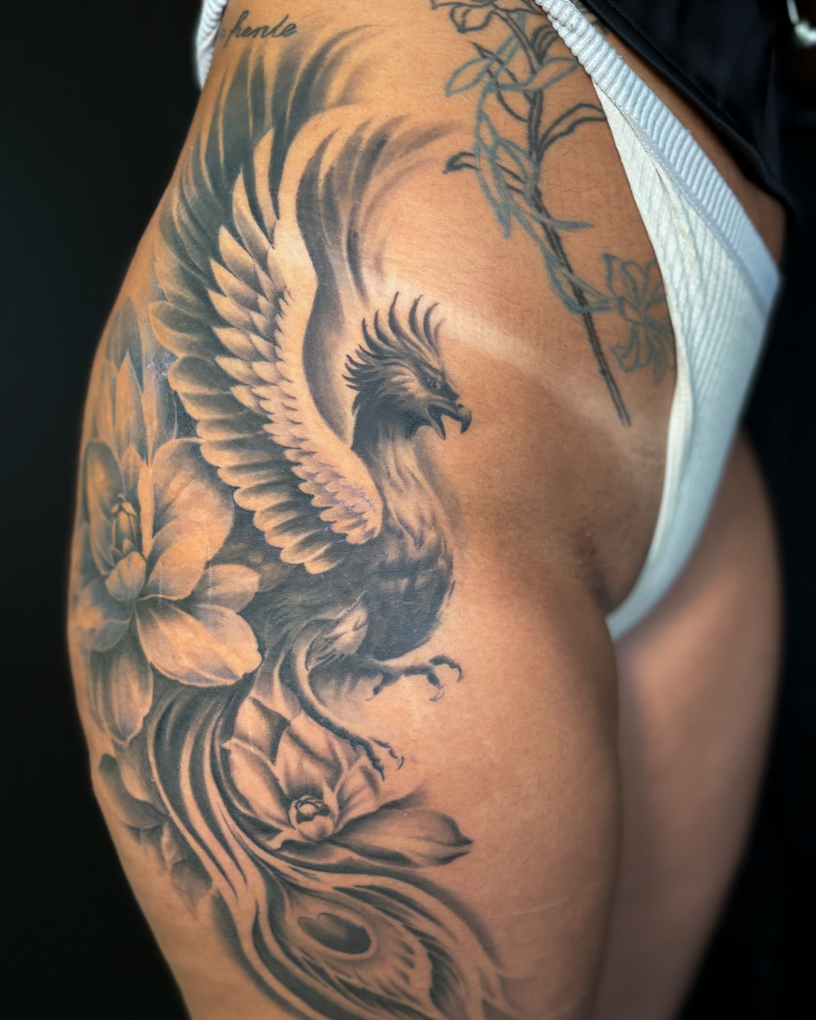 Phönix Tattoo, nähere Ansicht